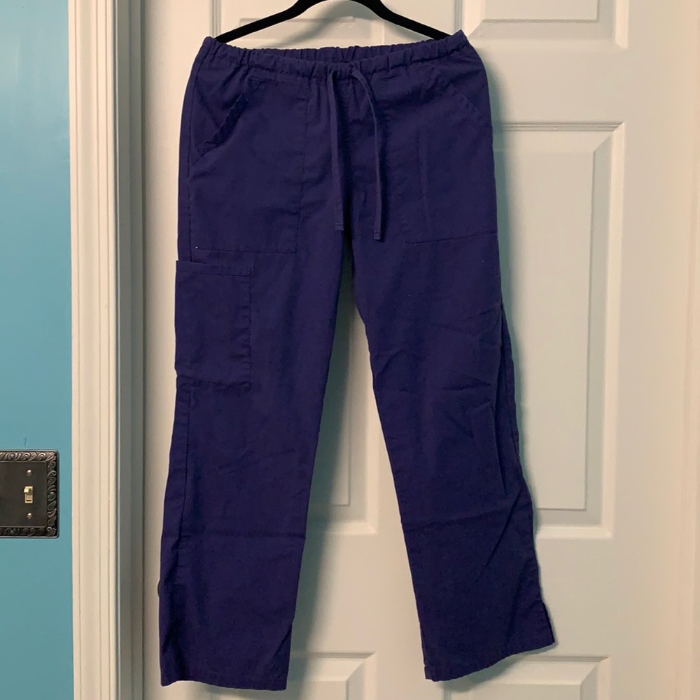 Scrub pants